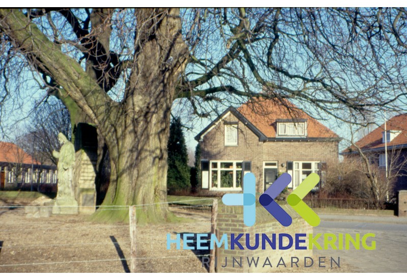 Pannerden Schoolstraat vormalige onderwijzers woning Polman Coll. HKR